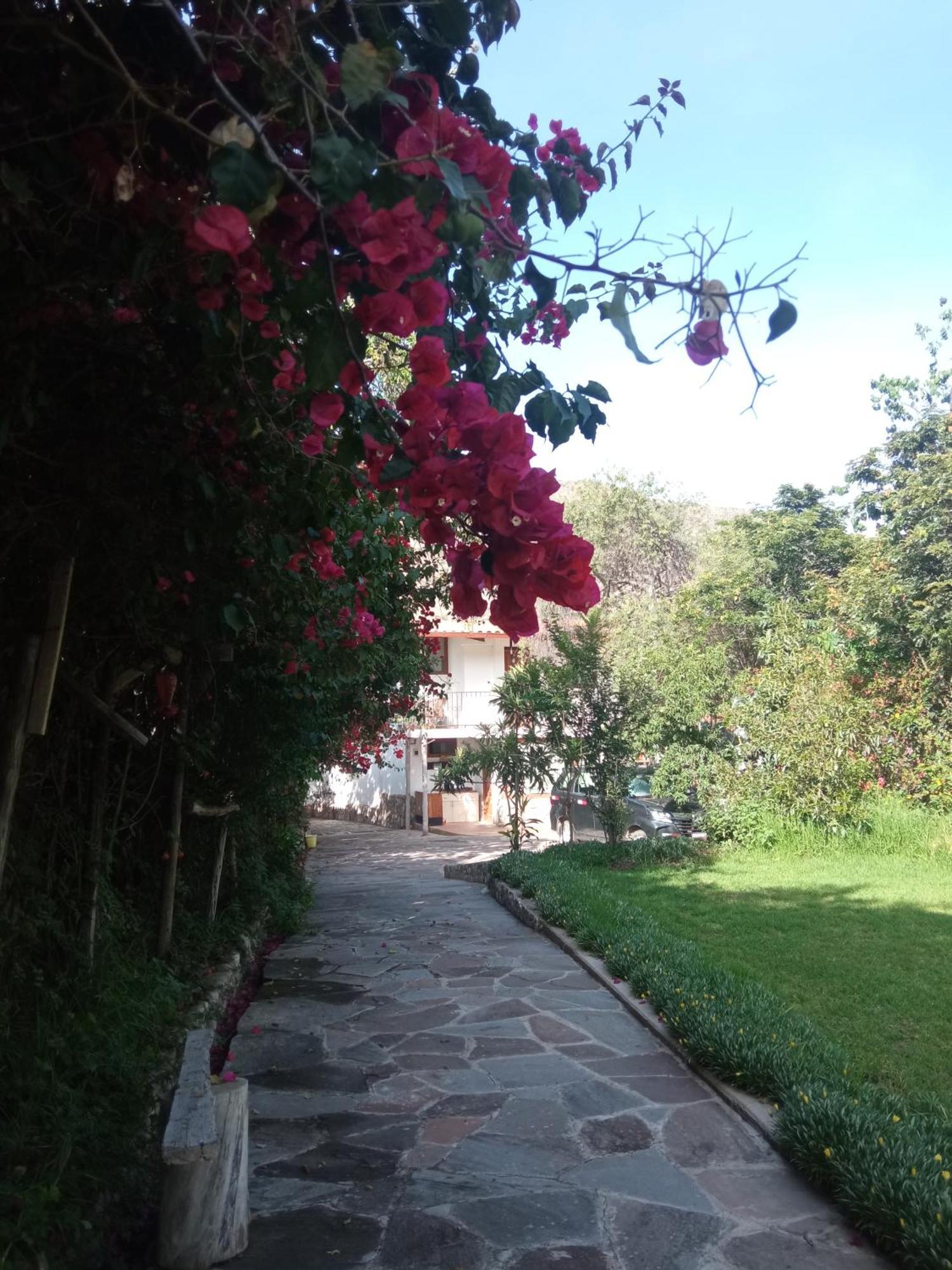 Casa De Mama Valle - Урубамба Екстер'єр фото